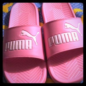 Pink PUMA Slides